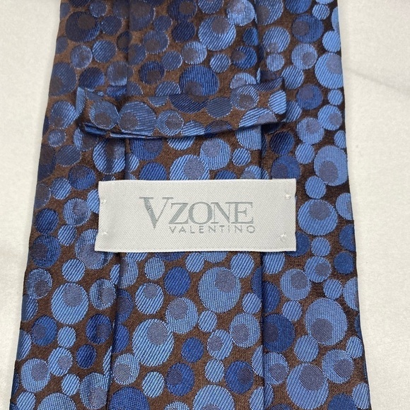 Vzone Valentino 100% silk necktie - Picture 2 of 3